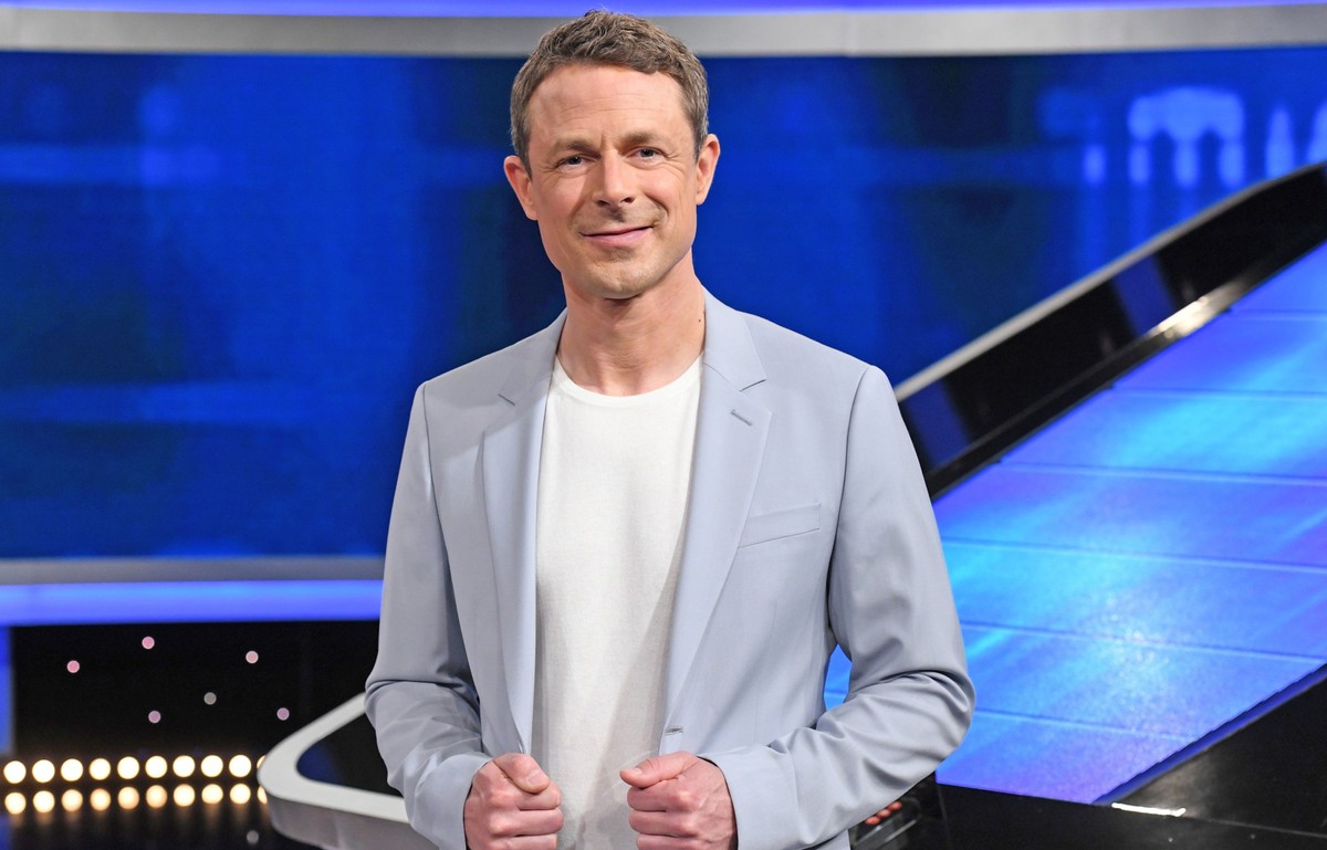 ARD GEFRAGT - GEJAGT mit Moderator Alexander Bommes, immer montags bis freitags um 18:00 Uhr im Ersten.
Moderator Alexander Bommes in Studiokulisse.
© ARD/Uwe Ernst, honorarfrei - Verwendung gemäß der ...
