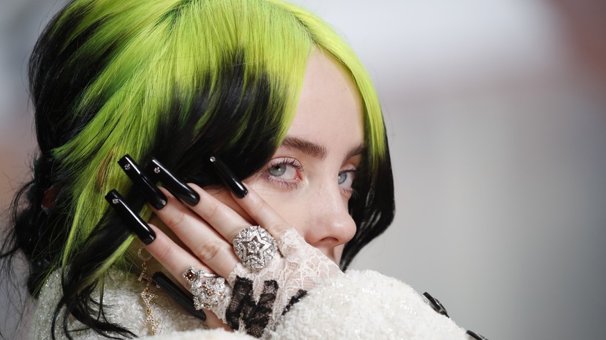 Billie Eilish in Chanel during the Oscars arrivals at the 92nd Academy Awards in Hollywood, Los Angeles, California, U.S., February 9, 2020. REUTERS/Mike Blake TPX IMAGES OF THE DAY