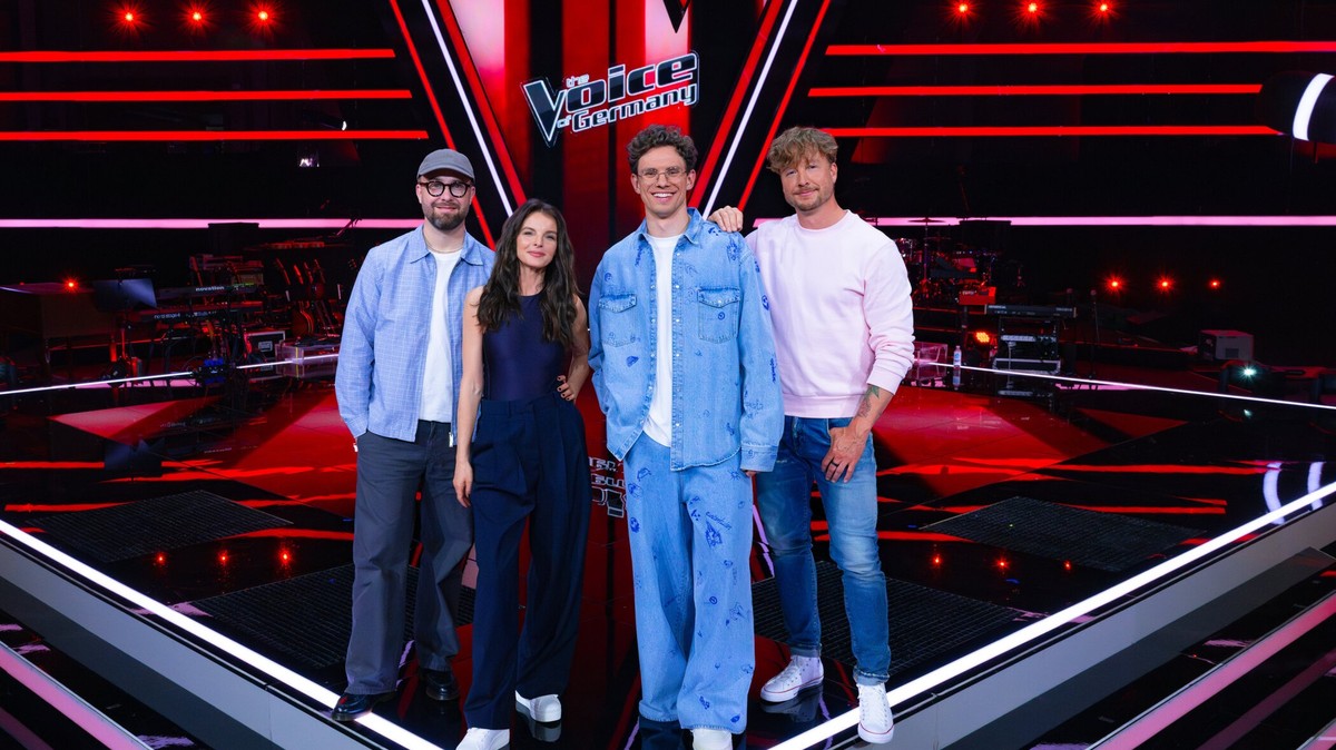 Titel: The Voice of Germany;
Person: Mark Forster; Yvonne Catterfeld; Tim Kamrad; Samu Haber;
Copyright: ProSieben/SAT.1/Claudius Pflug;
Fotograf: Claudius Pflug;
Bildredakteur: Nadine Vaders;
Dateina ...