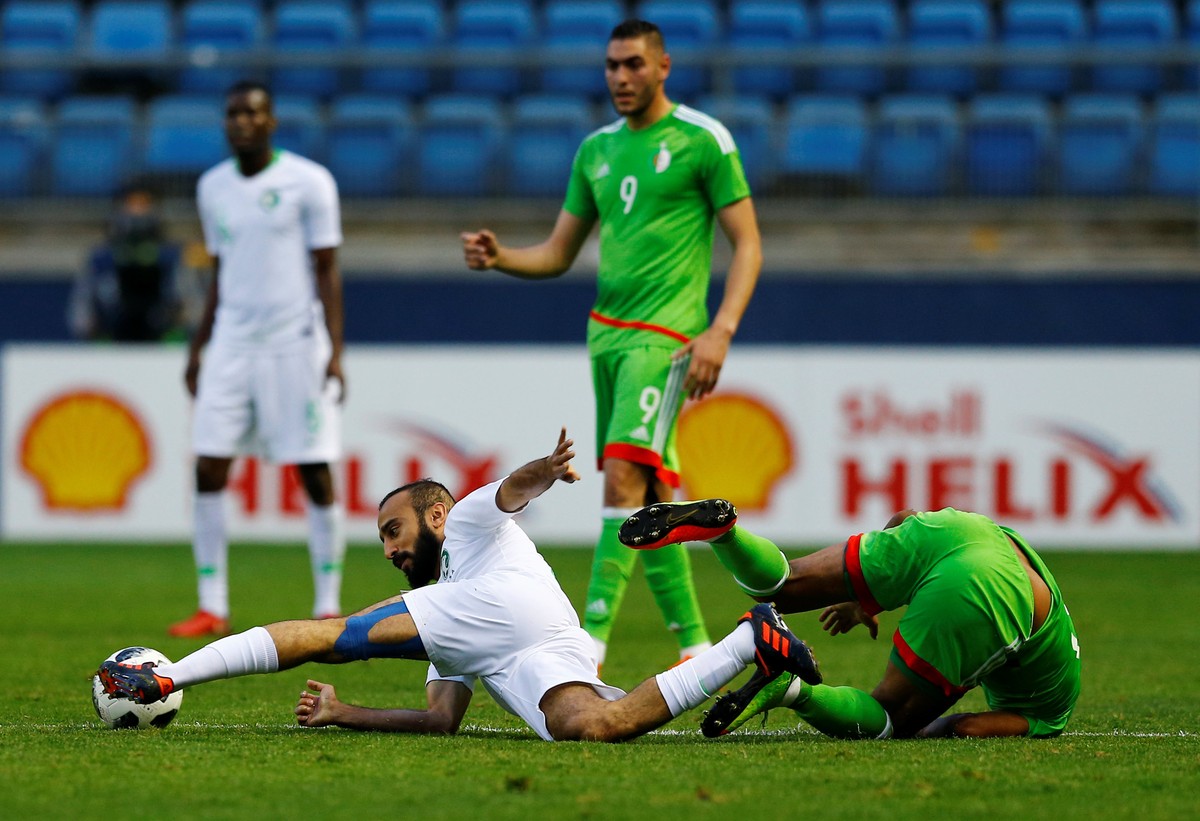 Soccer Football - International Friendly - Saudi Arabia v Algeria - Estadio Ramon de Carranza, Cadiz, Spain - May 9, 2018 Saudi Arabia&#039;s Mohammed Al Sahlawi in action with Algeria&#039;s Ayoub Az ...