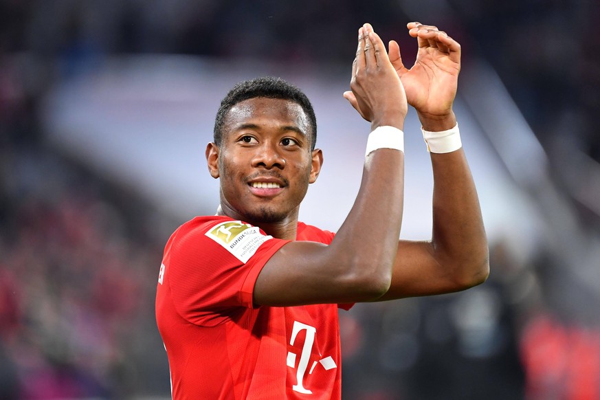 David ALABA Bayern Muenchen koennte den FC Bayern verlassen. Archivfoto: David ALABA Bayern Muenchen, Gestik, klatscht Applaus, Einzelbild,angeschnittenes Einzelmotiv,Portraet,Portrait,Portr t. Fussba ...