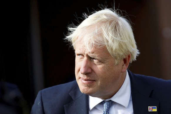 Boris Johnson verlässt seinen Platz in der britischen Regierung.