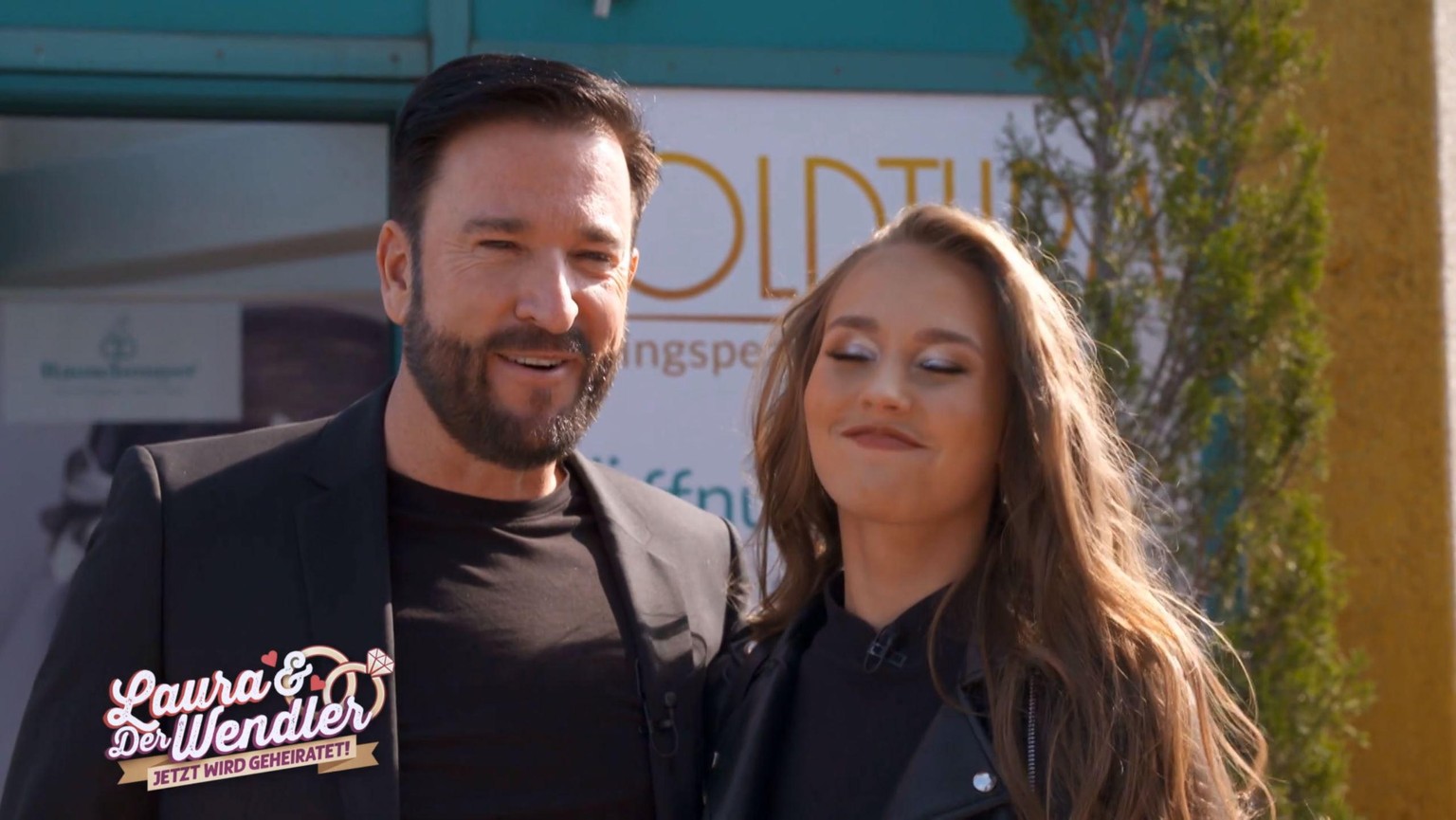 Laura Muller Und Michael Wendler Uberraschung Bei Eheringen So Viel Gaben Sie Aus Watson