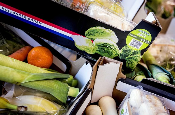 2019-08-29 14:42:27 HÄUSER - Frische Produkte werden am letzten Tag ihres Verfallsdatums in einer Lidl-Filiale für 25 Cent angeboten. Die Supermarktkette hat den Versuch zur Vermeidung von Lebensmitte ...