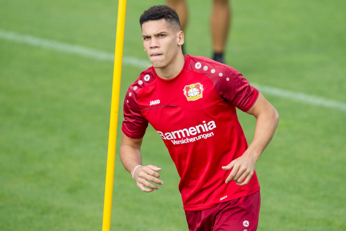 Paulinho ( 7, Bayer 04 Leverkusen) beim Training Training Bayer 04 Leverkusen, Fussball, 1. Bundesliga, 21.08.18 Leverkusen NRW Deutschland Trainingsgelaende BayArena *** Paulinho 7 Bayer 04 Leverkuse ...