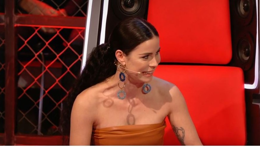 Eigentlich ist "The Voice Kids"-Coach Lena Meyer-Landrut stets auf die korrekte Wortwahl bedacht.