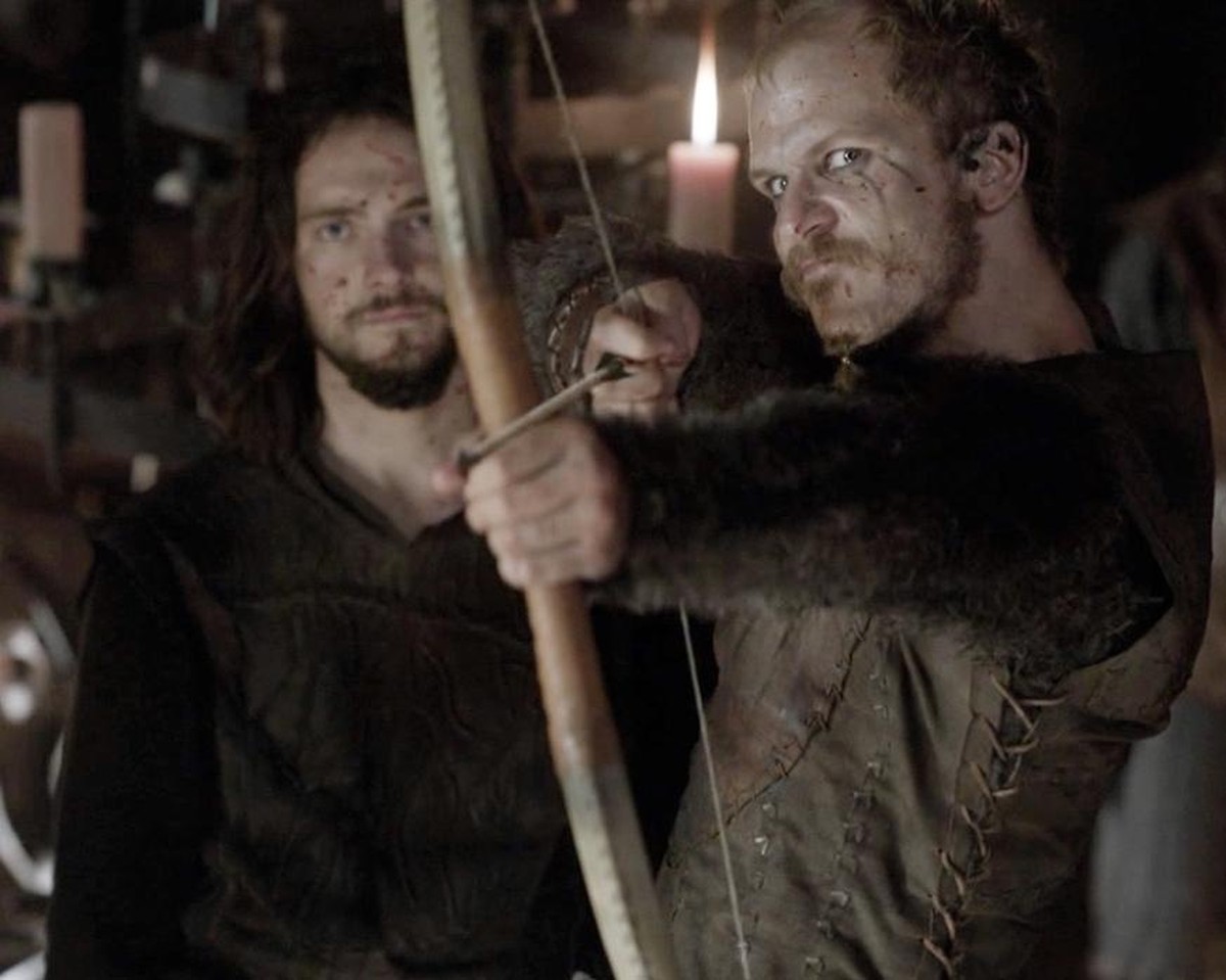 Athelstan war Floki in "Vikings" ein Dorn im Auge.