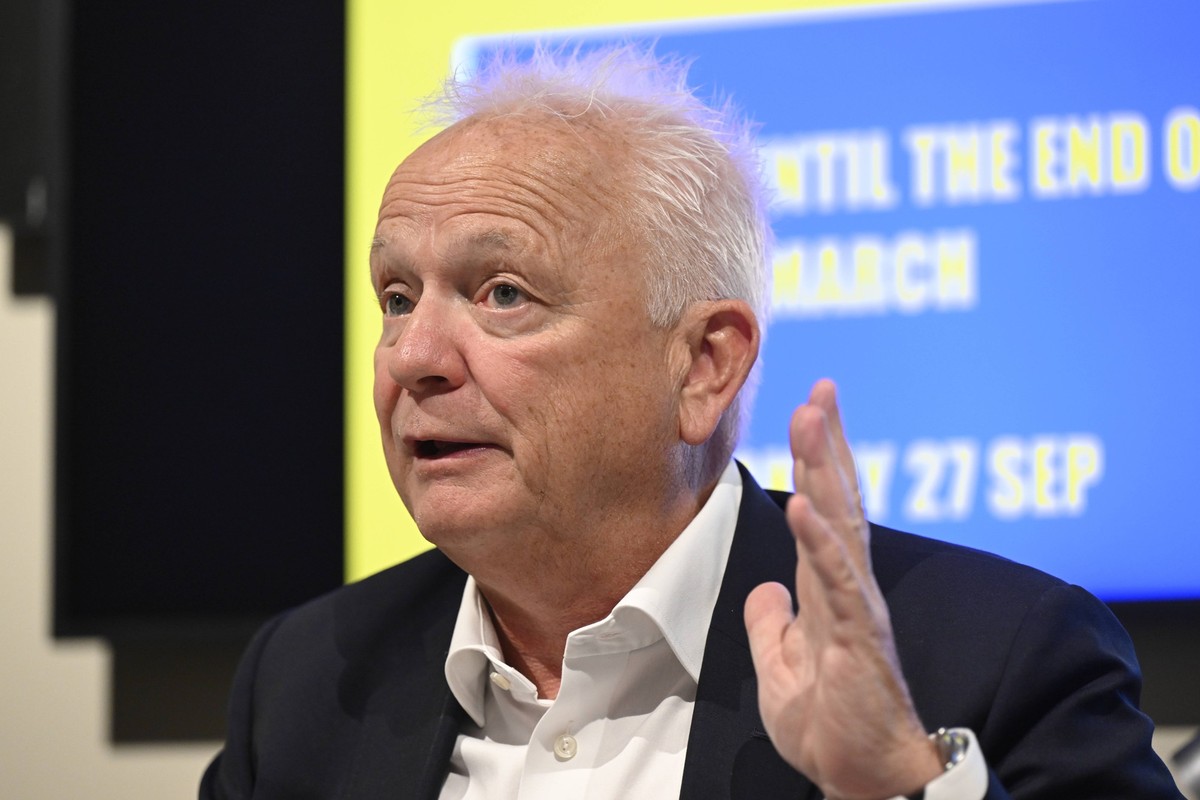 STOCKHOLM , SVERIGE 20240925 Ryanairs vd Eddie Wilson haller presskonferens i Stockholm om framtida planer. STOCKHOLM SVERIGE x10070x *** STOCKHOLM , SWEDEN 20240925 Ryanair CEO Eddie Wilson holds pre ...