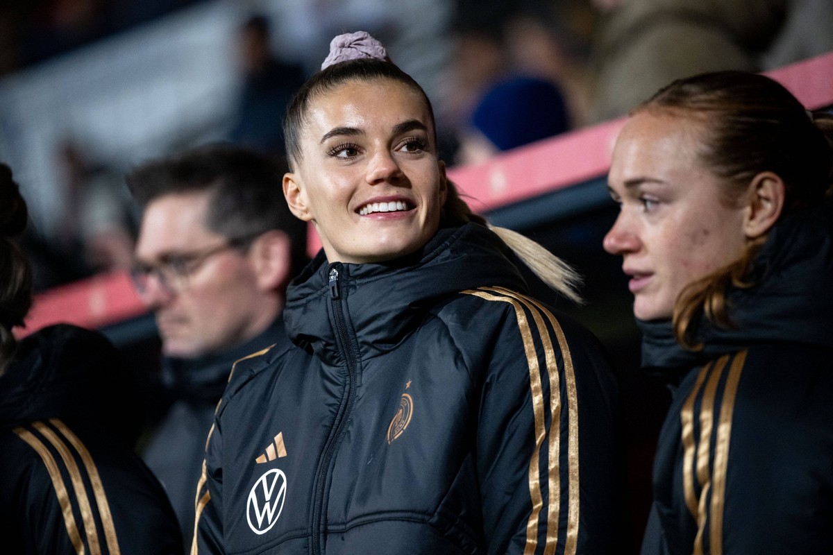 Selina Cerci Deutschland, 25, GER, Deutschland vs Italien, Frauen Fussball Nationalmannschaft, Testspiel Uefa Womens Euro 2025, Saison 2024/2025, 02.12.2024 GER, Deutschland vs Italien, Frauen Fussbal ...