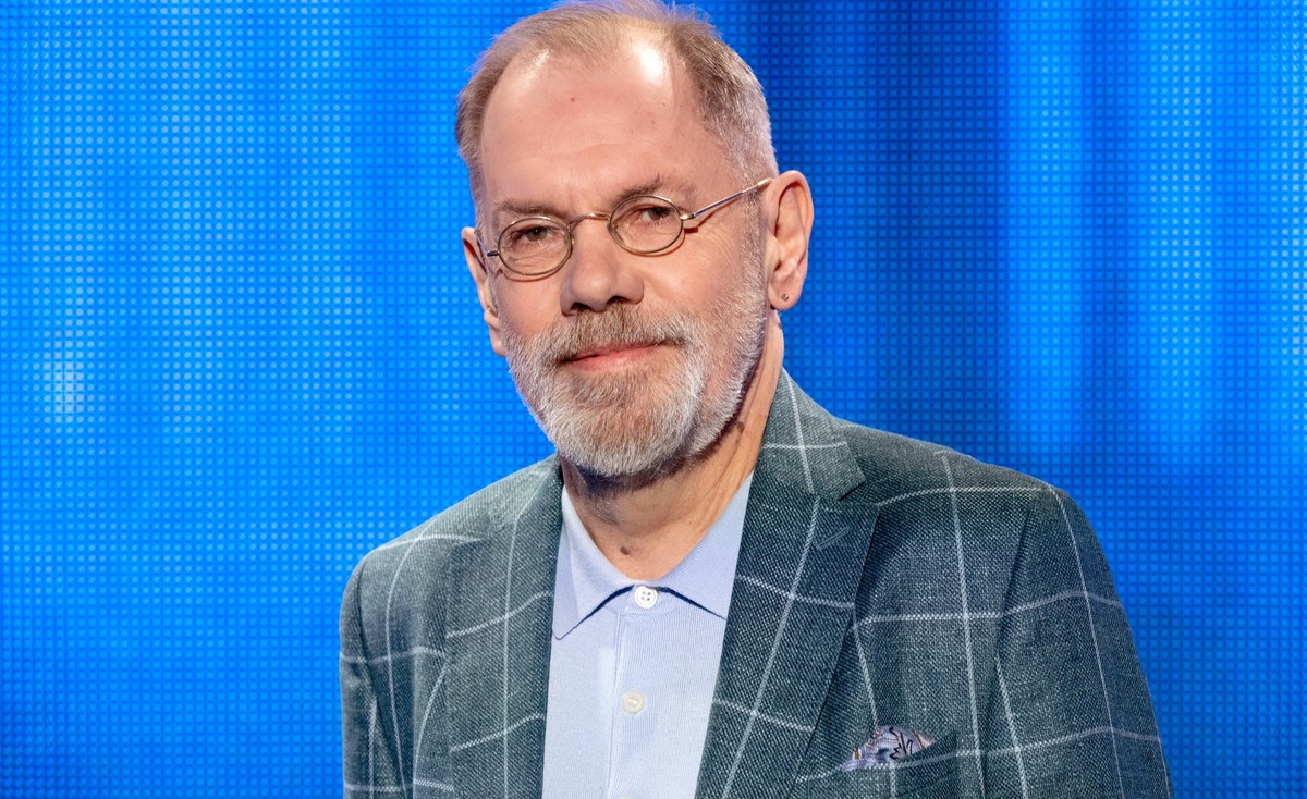 ARD GEFRAGT - GEJAGT mit Moderator Alexander Bommes, immer montags bis freitags um 18:00 Uhr im Ersten.
Gefragt-Gejagt: Der Jäger Klaus Otto Nagorsnik - "Der Bibloithekar"
© ARD/Uwe Ernst, h ...