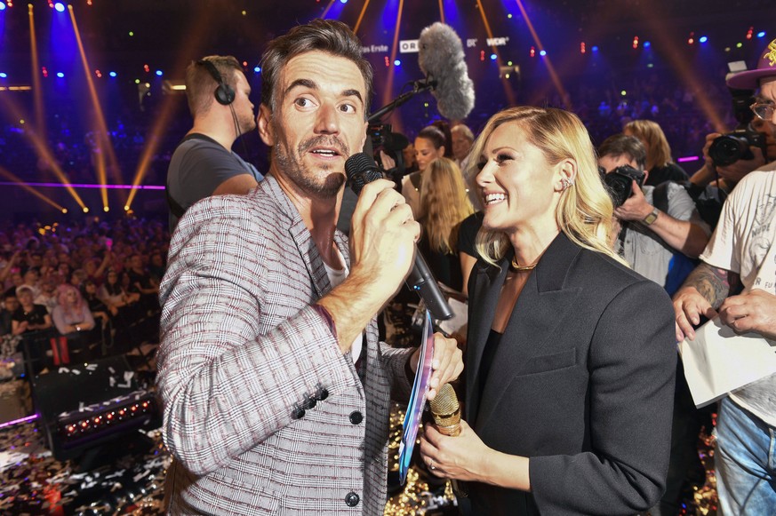 Florian Silbereisen und Helene Fischer in der TV Show Schlagerboom 2019 - Alles funkelt Alles glitzert in der Dortmunder Westfalenhalle. Dortmund, 02.11.2019 *** Florian Silbereisen and Helene Fischer ...