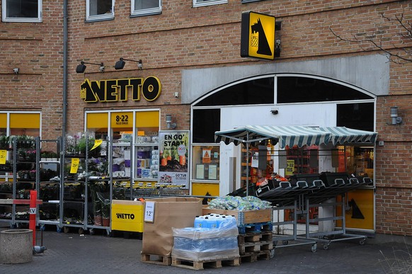 Copenhagen /Denmark - 14 January 2018_ .Netto chain grocer store in Kastrup. (Photo.Francis Joseph Dean / Deanpictures. PUBLICATIONxNOTxINxDEN