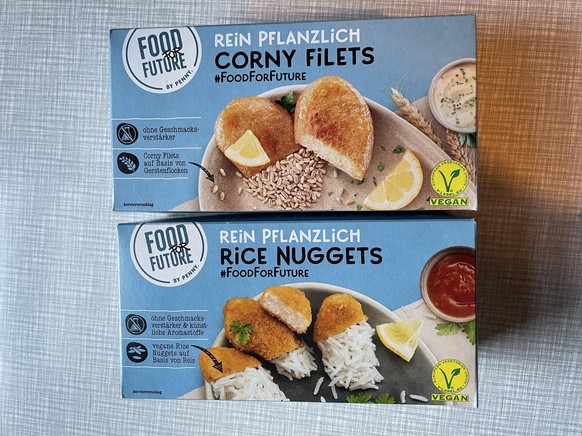 Es gibt viele "Fleisch"-Produkte der "Food for Future"-Reihe. Wir haben Corny Filets und Rice-Nuggets probiert.