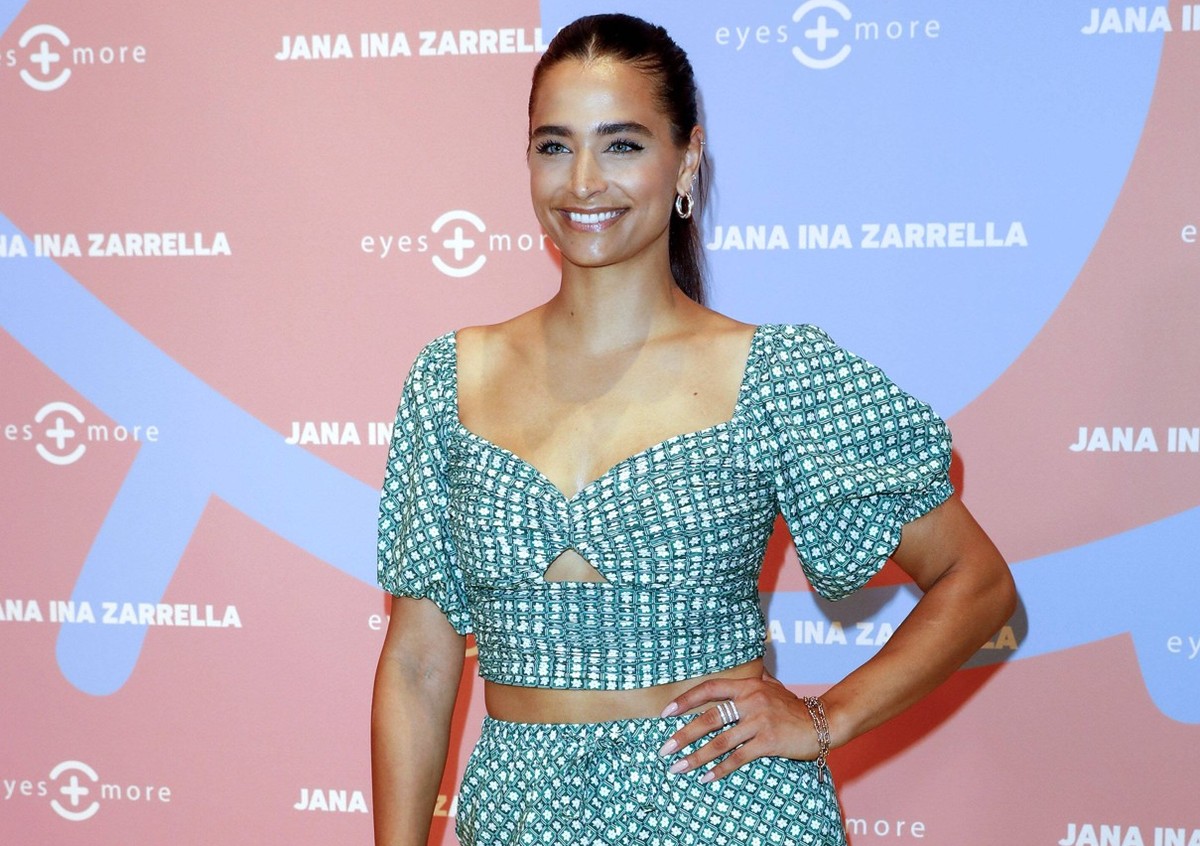 Amira Pocher beim Launch der ersten Brillenkollektion von Jana Ina Zarrella x eyes more im The New Yorker Harbour Club. K
