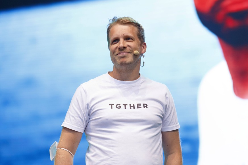 Oliver Pocher mit dem Programm Die Pochers hier live im Kulturgarten in der Bonner Rheinaue. Das Bonn Live Kulturgarten Open Air Festival 2020 ist Europas erstes Open Air Festival unter Corona-Auflage ...