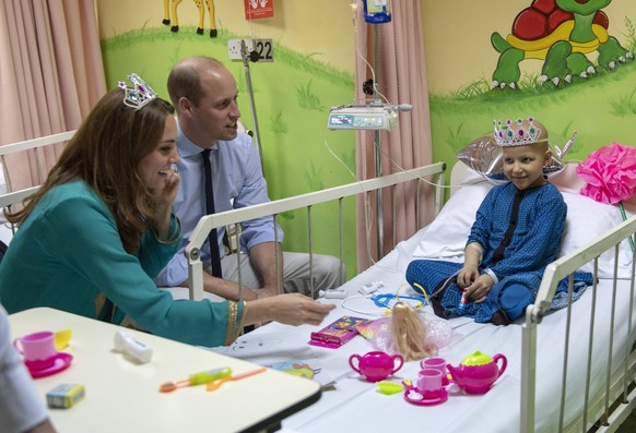 . 16/10/2019. Lahore, Pakistan. Duke and Duchess of Cambridge Royal Tour of Pakistan-Day Four. Prince William, The Duke of Cambridge accompanied by his wife Catherine, The Duchess of Cambridge, visit  ...