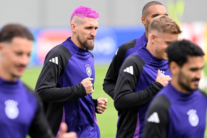 04.07.2024, Bayern, Herzogenaurach: Fußball: EM, Viertelfinale, vor dem Spiel Deutschland - Spanien, Abschlusstraining Deutschland, Deutschlands Robert Andrich während des Trainings. Foto: Federico Ga ...