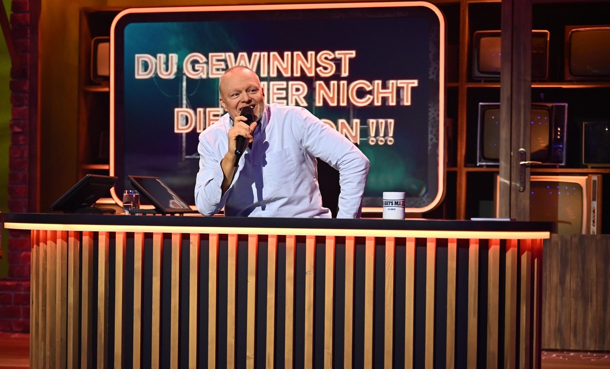 Stefan Raab feiert heute Abend, um 20:10 Uhr, mit der brandneuen Quiz- und Competition-Show #DGHNDMBSR sein fulminantes TV-Comeback auf RTL+ .
+++ Die Verwendung des sendungsbezogenen Materials ist n ...
