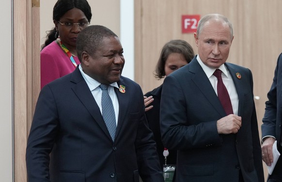 Russia Mozambique 8485961 27.07.2023 Russian President Vladimir Putin and Mozambique President Filipe Nyusi arrive for a meeting on the sidelines of the 2nd Russia-Africa Summit and Economic and Human ...