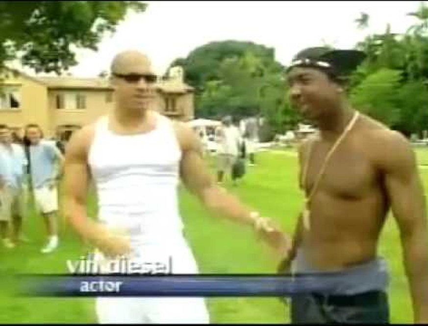 Ja Rule (rechts) lud sogar andere Promis wie Vin Diesel in "sein" Haus ein