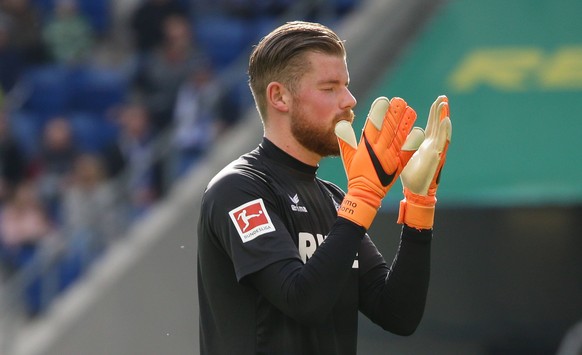 Timo Horn will seinen Frust nicht verbergen.