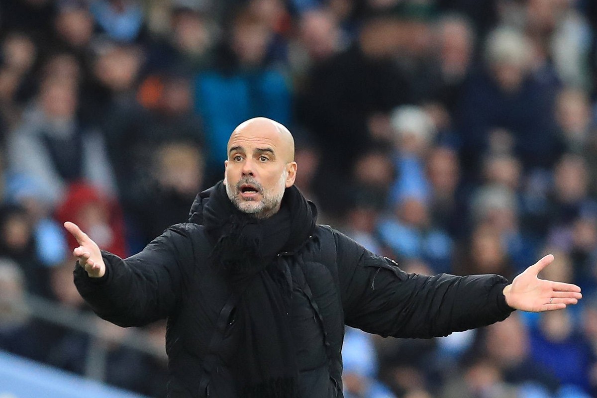 4th January 2025 Etihad Stadium, Manchester, England Premier League Football, Manchester City versus West Ham United Manchester City manager Pep Guardiola reacts to play PUBLICATIONxNOTxINxUK ActionPl ...