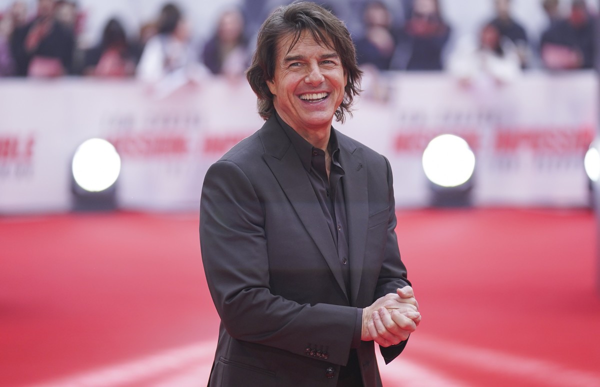 ARCHIV - 15.05.2025, Großbritannien, London: Tom Cruise posiert für die Fotografen bei der Ankunft auf der Premiere des Films "Mission: Impossible - The Final Reckoning' in London. (zu dpa: ...
