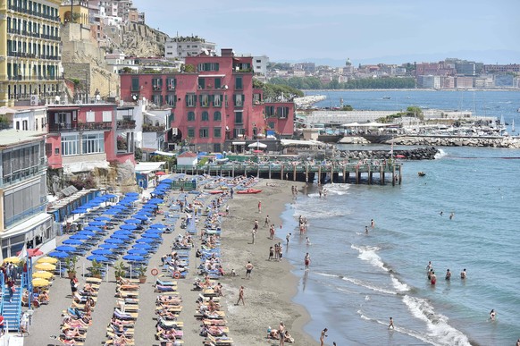 Foto IPP/Felice De Martino Napoli 23/05/2021 Cronaca Prove di normalita dopo le restrizioni covid-19 sul lungomare di Napoli Nella foto: Prove di normalita a Posillipo Italy Photo Press World Copyrigh ...