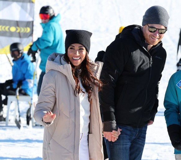 . 14/02/2024. Whistler, Canada. Prince Harry and Meghan Markle, the Duke and Duchess of Sussex, at a training camp in Whistler, Canada, during a one year to go event for next years Invictus Games. PUB ...