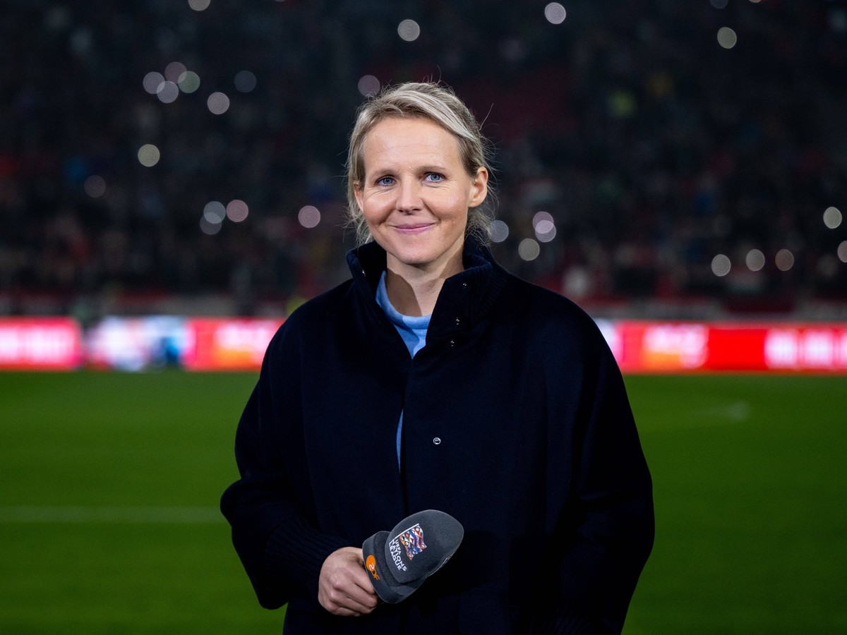 Friederike Fritzy Kromp ZDF TV Expertin, Eintracht Frankfurt U20 Frauen Trainerin, HUN, Ungarn HUN vs Deutschland GER, Fussball Laenderspiel, UEFA Nations League, Liga A, Saison 2024/2025, 6. Spieltag ...