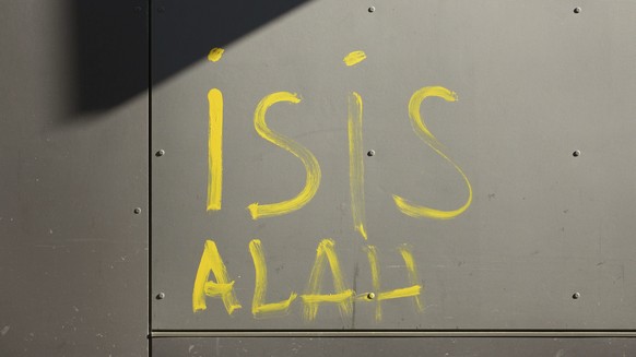 Wien, Brunnengasse, Brunnenmarkt. Sprayung, Graftitti, ISIS ALAH, IS Islamischer Staat, Islamisten; |