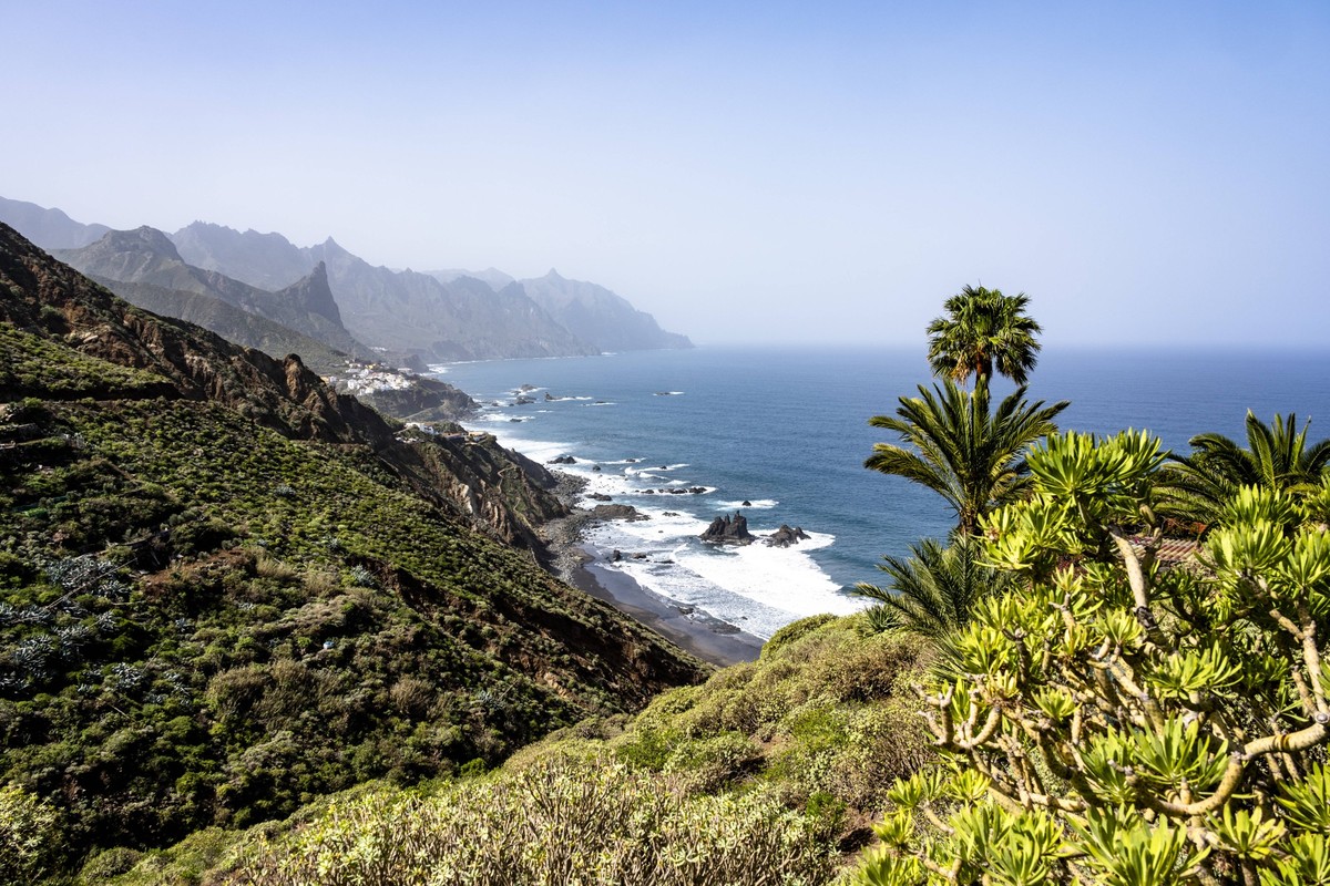 Spain, Canary Islands, Mountainous coastline of Tenerife island, Kanarische Inseln/Teneriffa EGBF01133