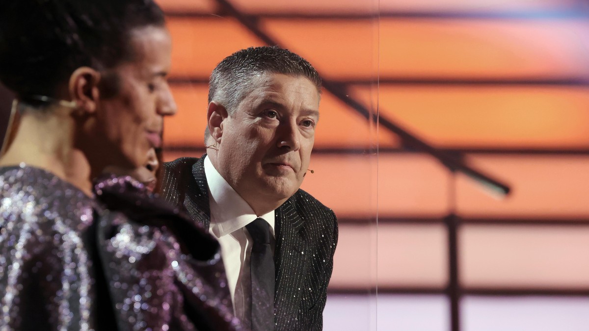 COLOGNE, GERMANY - MARCH 05: Juror Joachim Llambi is seen on stage during the 1st show of the 14th season of the television competition "Let's Dance" on March 05, 2021 in Cologne, Germa ...