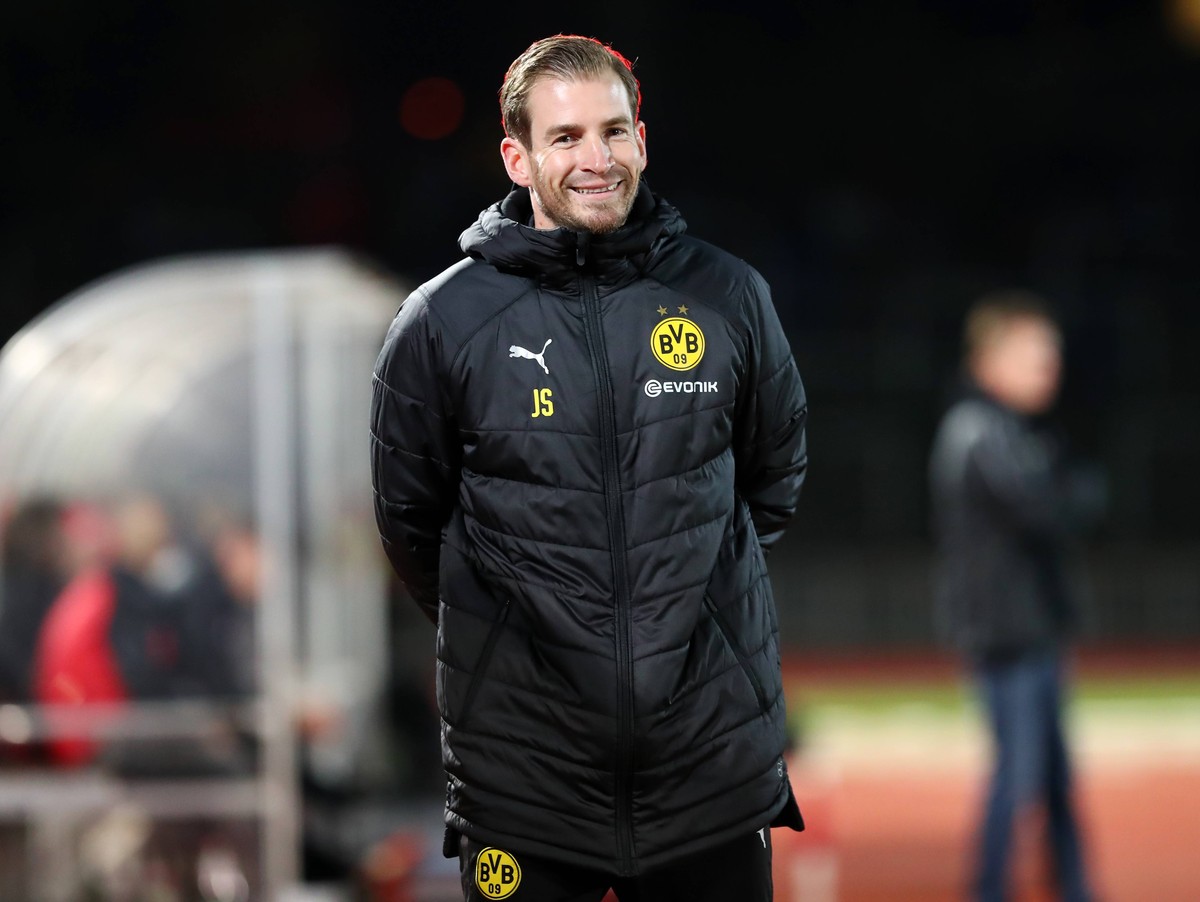 Dienstag 06.11.2018, Saison 2018/19, 12. Spieltag der Regionalliga West, BVB 09 Borussia Dortmund II - Rot-Weiss Essen, Jan Siewert (Trainer, BVB II) *** Tuesday 06 11 2018 Season 2018 19 12 Matchday ...