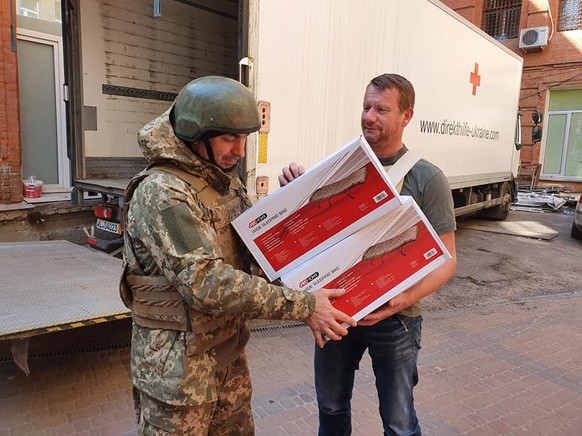 Michael Kröger ist in der Ukraine als freiwilliger Helfer unterwegs. Er organisiert Hilfsgüterlieferungen - ohne NGO