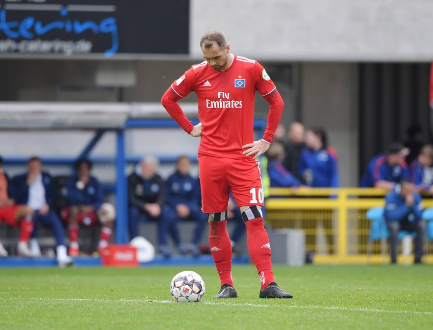 12.05.2019, Fussball GER, Saison 2018 2019, 2. Bundesliga, 33. Spieltag, SC Paderborn - Hamburger SV, Pierre Michel Lasogga (Hamburger SV) DFL REGULATIONS PROHIBIT ANY USE OF PHOTOGRAPHS AS IMAGE SEQU ...