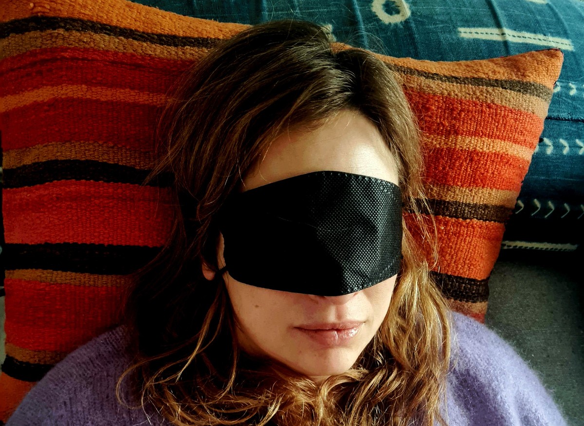 Zeit für ein Mittagsschläfchen? Einfach Maske anziehen und schon ist es herrlich dunkel!