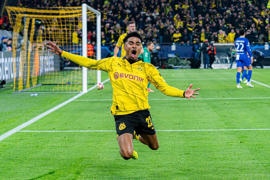 Tor zum 2:0 durch Ian Ethan Maatsen Borussia Dortmund, 22 Borussia Dortmund vs. Atletico Madrid, Fussball, UEFA Champions League, Viertelfinale/Quarterfinal, 16.04.2024 DFL REGULATIONS PROHIBIT ANY OU ...