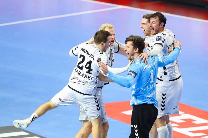 Niklas Landin THW Kiel Domagoj Duvnjak THW Kiel Mina Zarabec THW Kiel HANDBALL : FC Barcelone Handball Vs THW Kiel - Velux EHF Champions League - Final 4 - Finale - 29/12/2020 BertrandDelhomme/Panoram ...