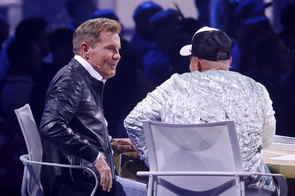 DSDS-Juror Dieter Bohlen und Sänger Pietro Lombardi bei der ersten Live-Sendung der Castingshow Deutschland sucht den Superstar 20 . Die RTL-Castingshow Deutschland sucht den Superstar DSDS wird entge ...