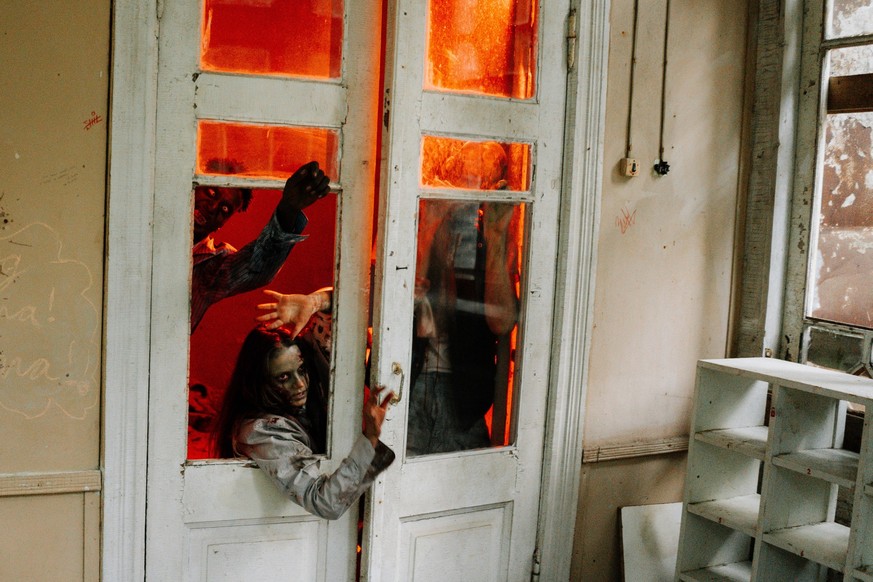 Zombies in der Wohnung sind für viele Menschen ein wahr gewordener Albtraum.