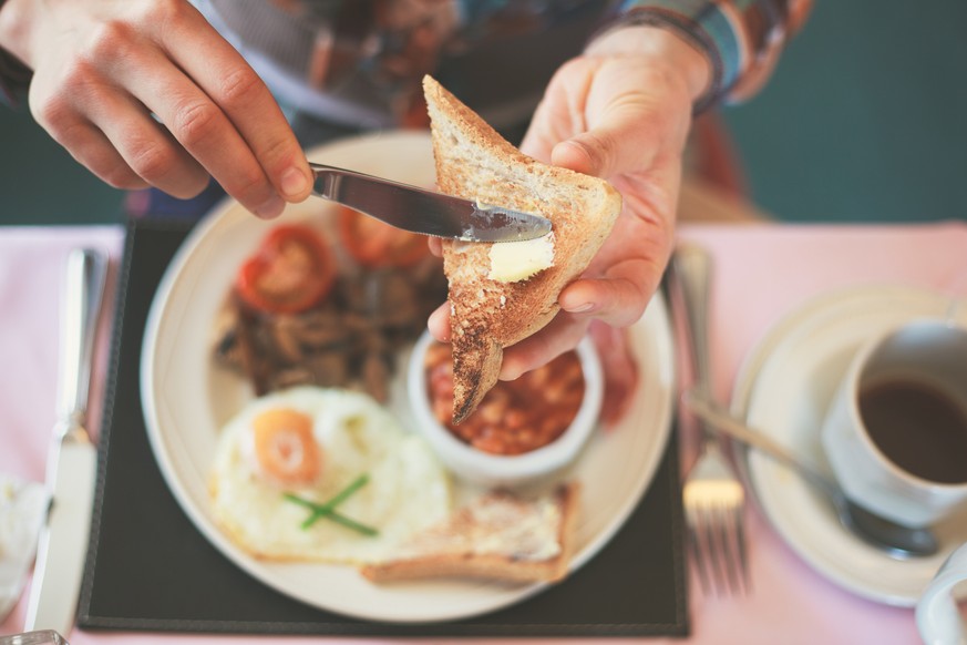 Butter bei die Toast
Weuggt Watchers, fette Frühstücks-Gelage oder Verzicht auf Zucker
Fasten Paleo Weight Watchers