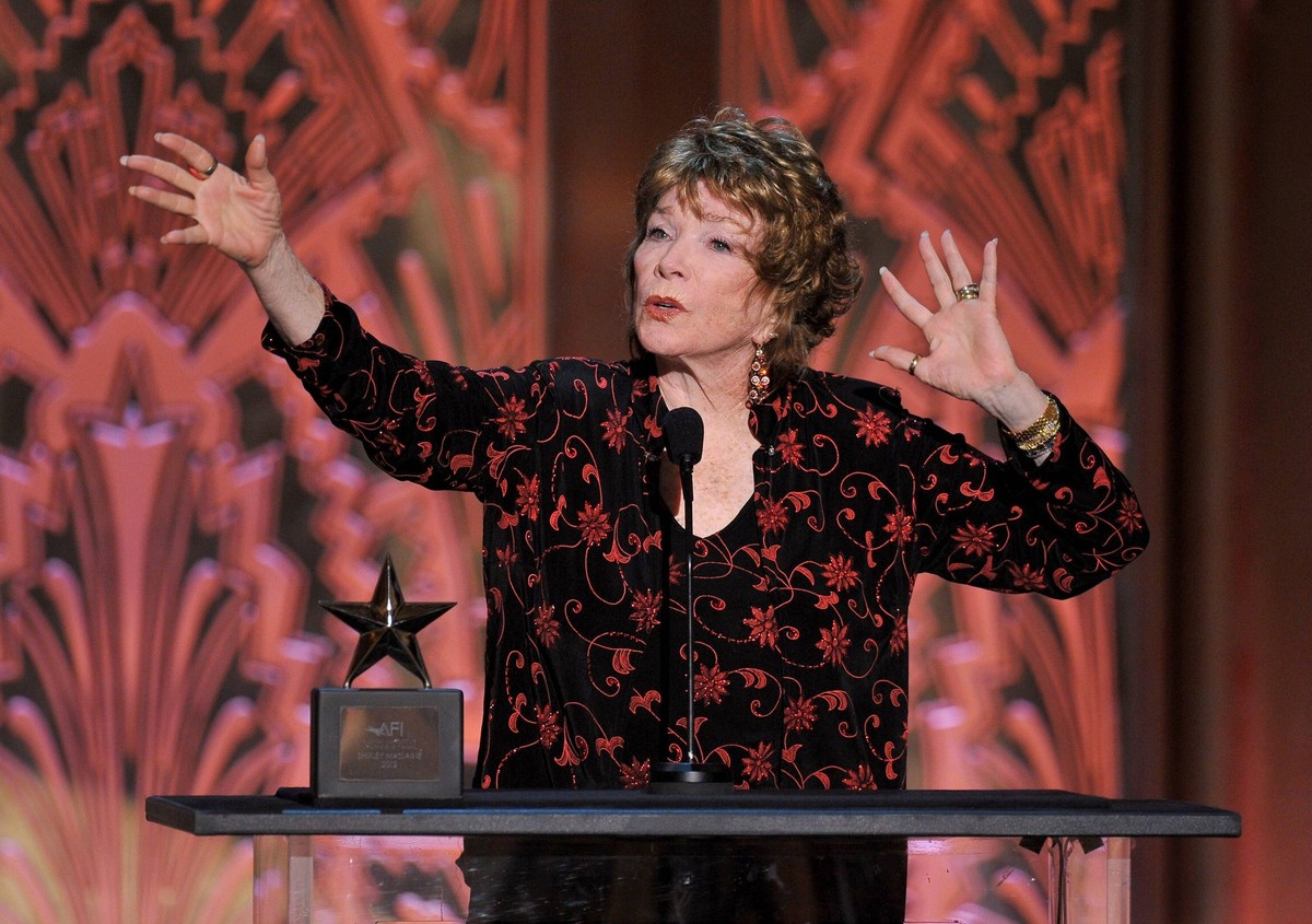 TV Land Presents: AFI Life Achievement Award Honoring Shirley MacLaine - Show Shirley MacLaine Culver City United States CULVER CITY, CA - JUNE 7:Actor Shirley MacLaine speaks ontage at TV Land Presen ...