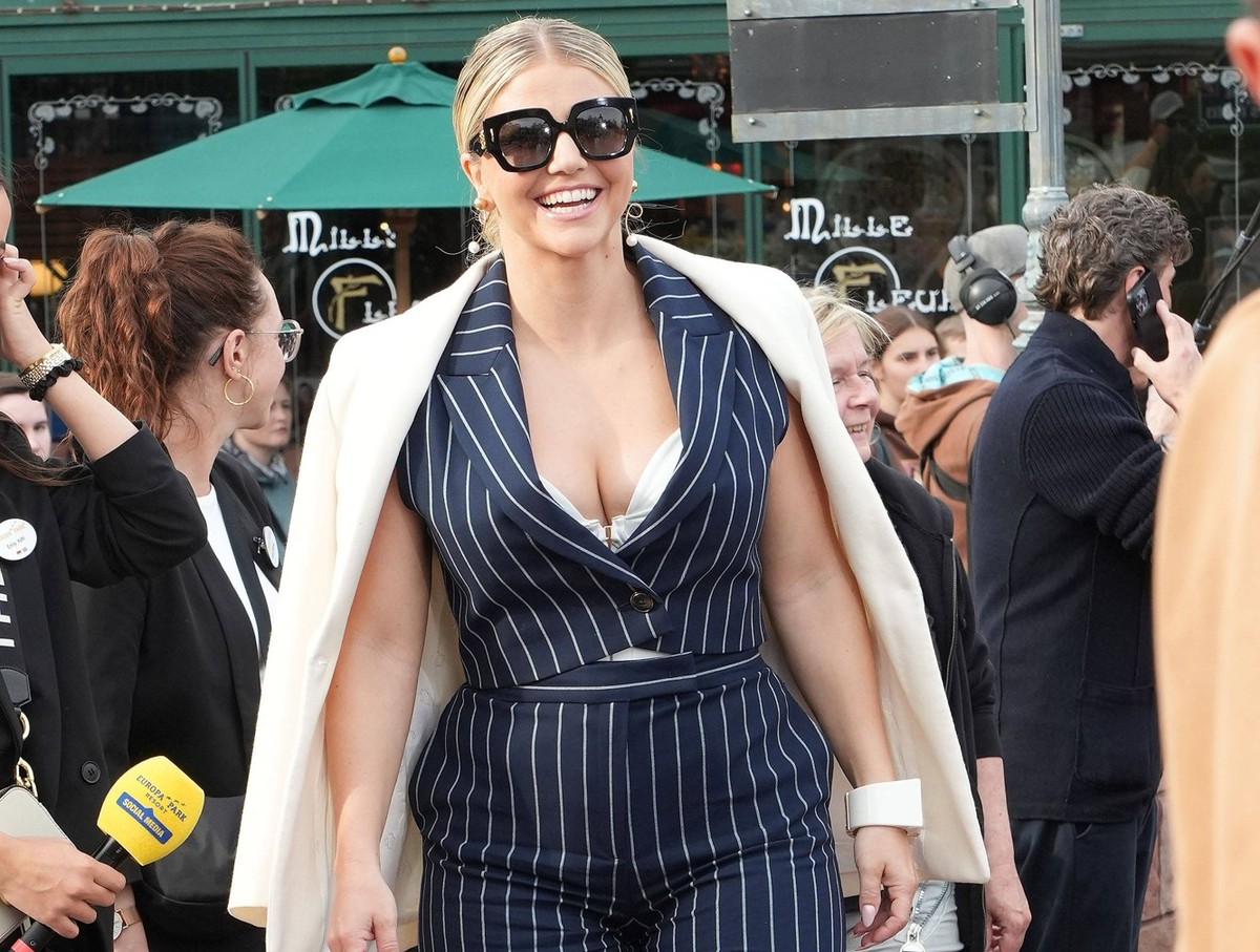 Beatrice Egli beim Deutschland sucht den Superstar RTL Jury Photocall am 29.04.2024 im Europapark in Rust. DSDS RTL Jury Photocall 2024 im Europapark in Rust *** Beatrice Egli at the Deutschland sucht ...