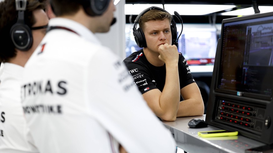 Mick Schumacher DEU, Mercedes-AMG Petronas F1 Team, F1 Grand Prix of Saudi Arabia at Jeddah Corniche Circuit on March 18, 2023 in Jeddah, Saudi Arabia. Photo by HOCH ZWEI Jeddah Saudi Arabia *** Mick  ...