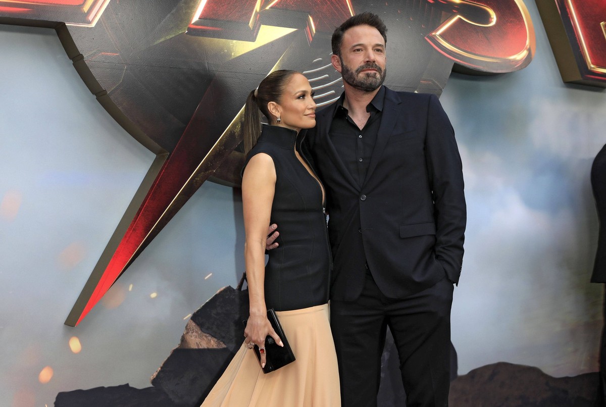Jennifer Lopez mit Partner Ben Affleck bei der Premiere des Kinofilms The Flash im Ovation Hollywood. Los Angles, 12.06.2023 *** Jennifer Lopez with partner Ben Affleck at the premiere of the motion p ...