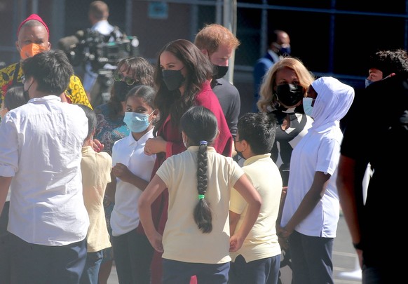 Harry And Meghan Visit A School - NYC Prince Harry and Meghan Duchess of Sussex attending a school event at PS123 in Harlem, New York, NY on September 24, 2021. Photo by Dylan Travis/ABACAPRESS.COM Ne ...