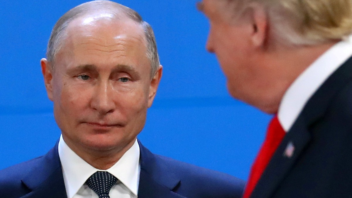 FILE PHOTO: Russia's President Vladimir Putin and U.S. President Donald Trump are seen during the G20 summit in Buenos Aires, Argentina November 30, 2018. REUTERS/Marcos Brindicci/File Photo/File ...