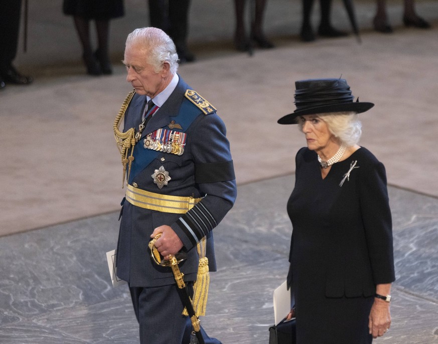 . 14/09/2022. London, United Kingdom.The coffin of Queen Elizabeth II at Westminster Hall in London accompanied by King Charles III and other members of the Royal Family, including Camilla, the Queen  ...