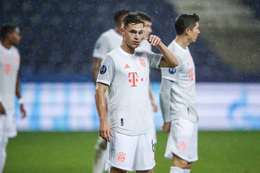 SOCCER - CL, RBS VS Bayern SALZBURG,AUSTRIA,03.NOV.20 - SOCCER - UEFA Champions League, group stage, Red Bull Salzburg VS FC Bayern Muenchen. Image shows Joshua Kimmich Bayern. PUBLICATIONxINxGERxHUNx ...